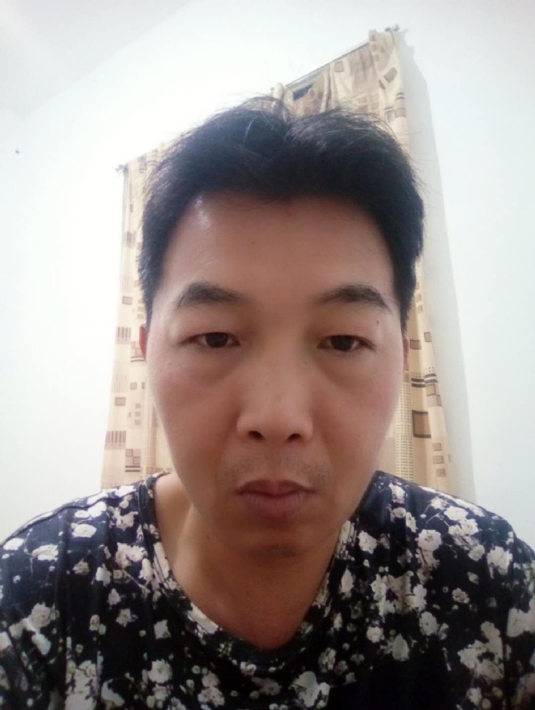 繁华哀伤的第一张照片--清流交友网