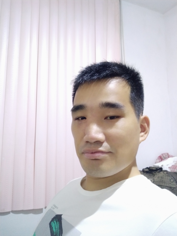 大男孩的第一张照片--清流交友网
