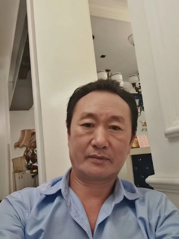 青松的第一张照片--清流交友网