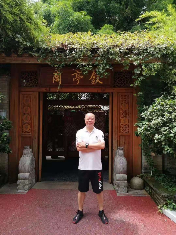 李国伟的第四张照片--清流交友网