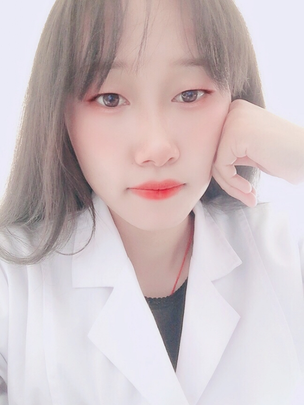 白婚纱的第一张照片--清流交友网