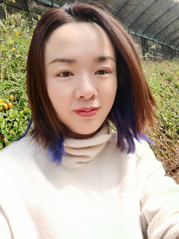 欣欣向荣的第一张照片--清流交友网