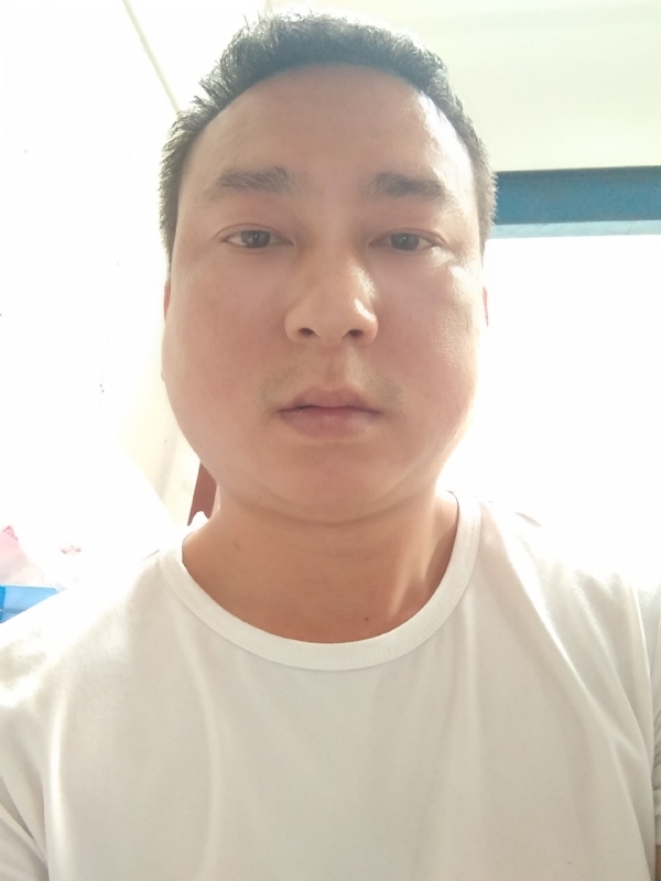 大叔的第一张照片--清流交友网