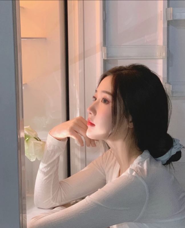 風吹過臉頰的第一张照片--清流交友网