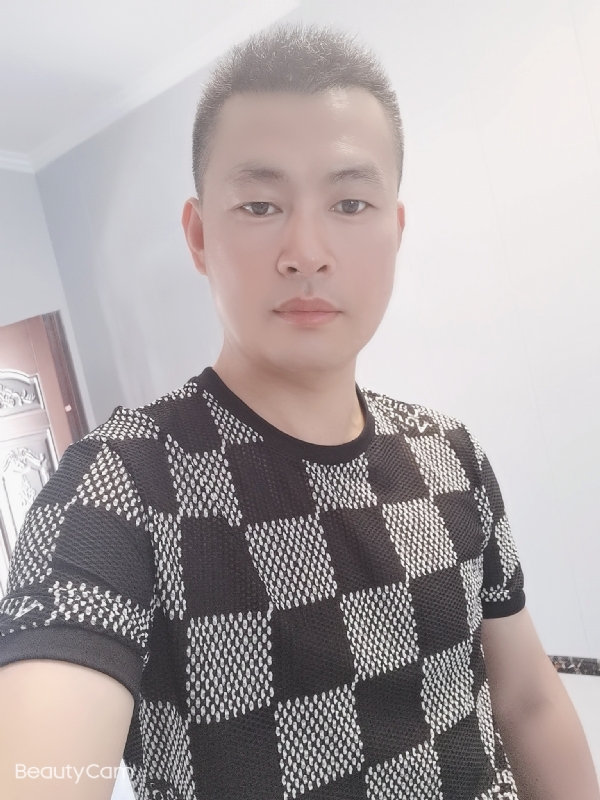 快乐无罪的第一张照片--清流交友网