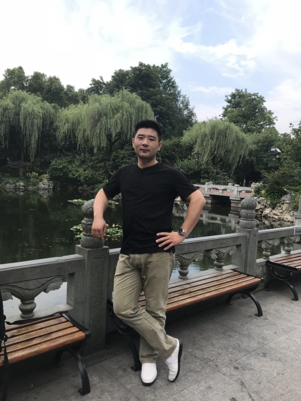 未来可期的第一张照片--清流交友网