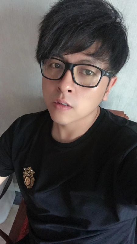 爱你永远不容易的第一张照片--清流交友网