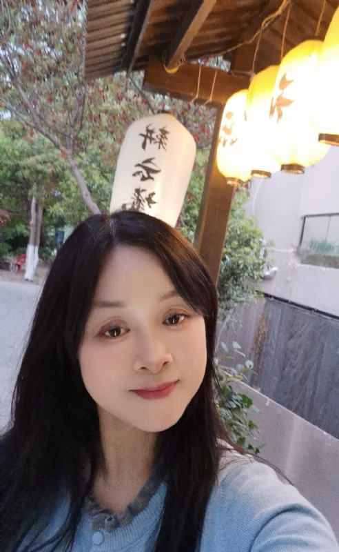 伊伊的第一张照片--清流交友网