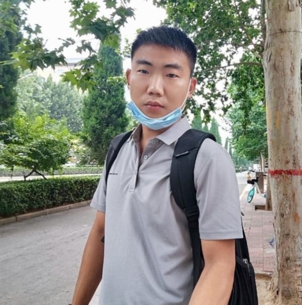90年男征婚的第一张照片--清流交友网