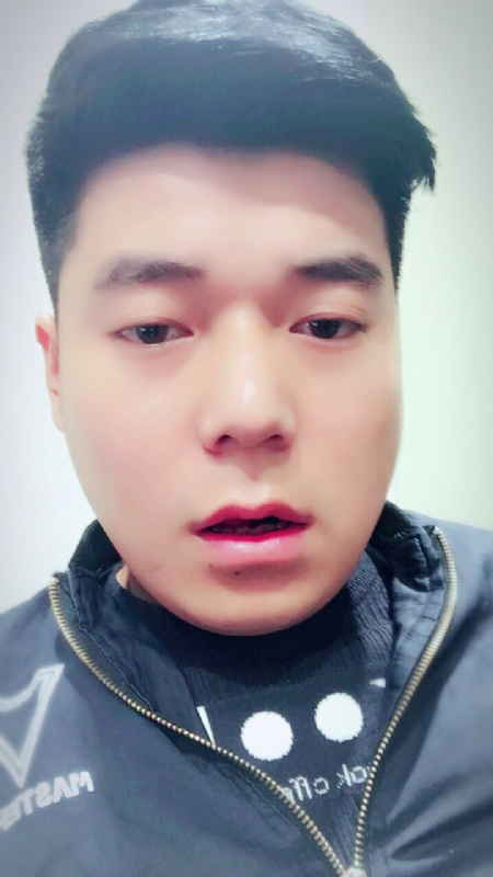 风向决定发型的第一张照片--清流交友网
